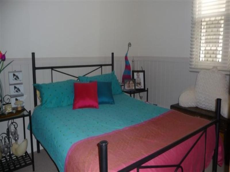 22 Stone Street, Wilsonton QLD 4350