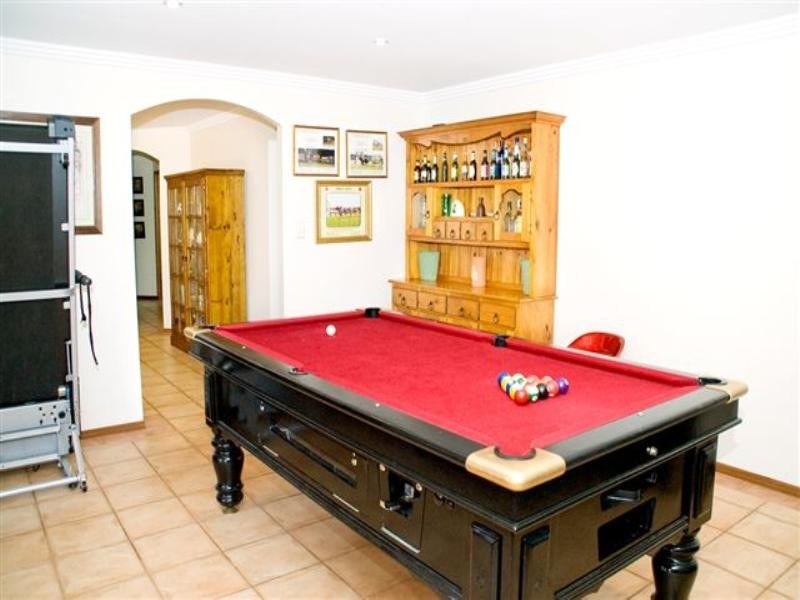 1 La Vista Court, Middle Ridge QLD 4350