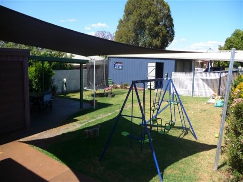 20 Second Avenue, Harristown QLD 4350