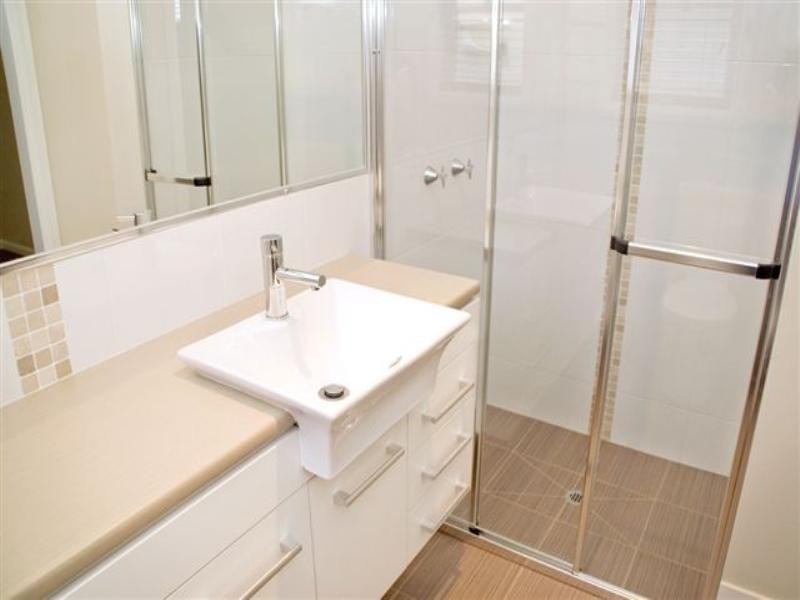 2/245a Mackenzie Street, Rangeville QLD 4350