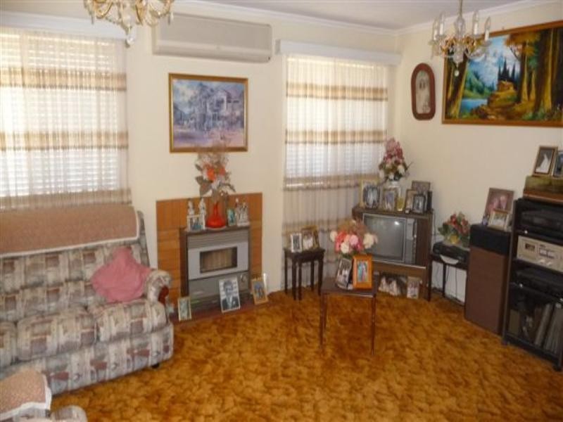 12 Canberra Street, Harristown QLD 4350