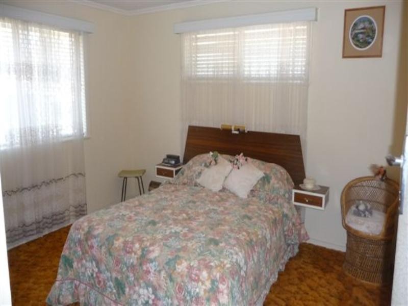 12 Canberra Street, Harristown QLD 4350