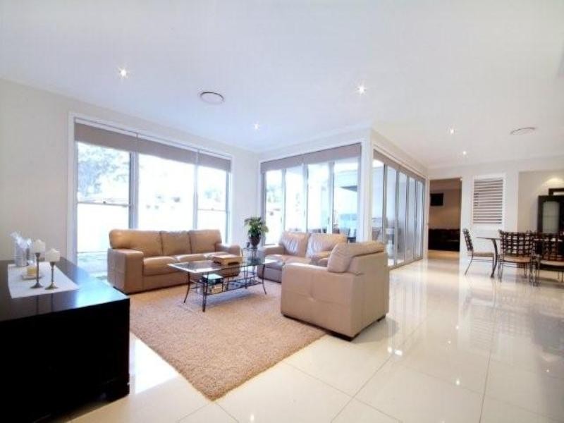 6 Stedman Street, Middle Ridge QLD 4350