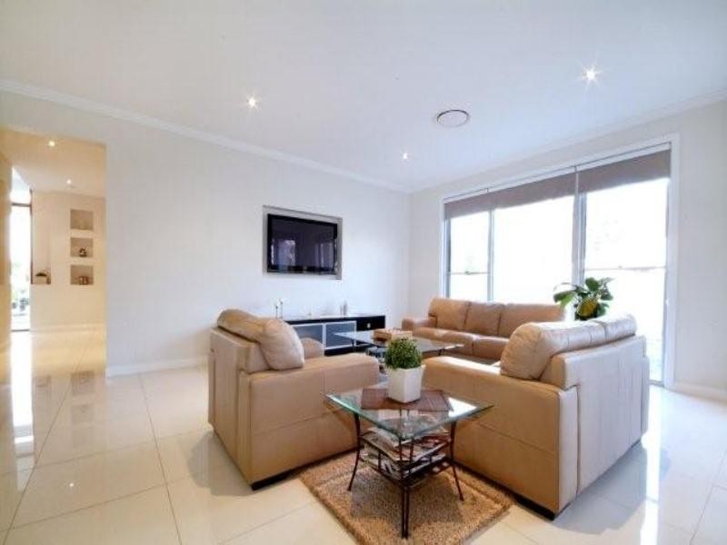 6 Stedman Street, Middle Ridge QLD 4350