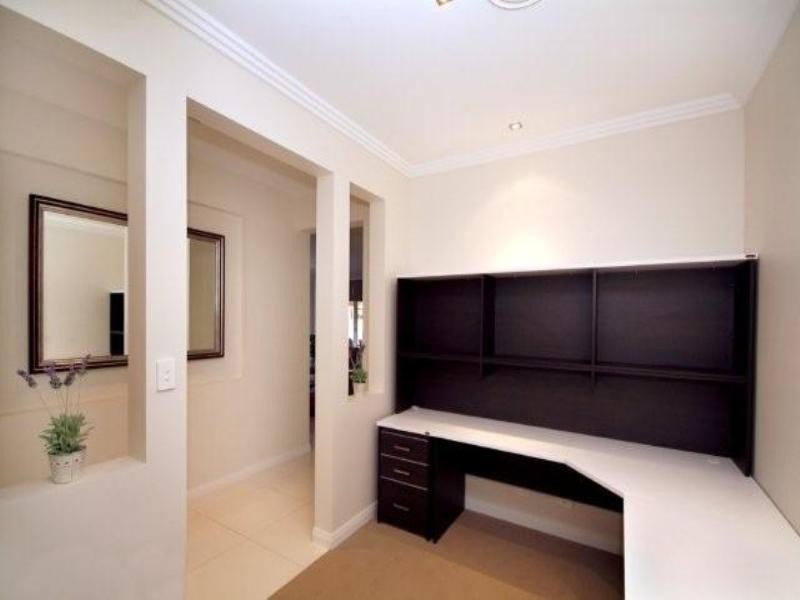 6 Stedman Street, Middle Ridge QLD 4350