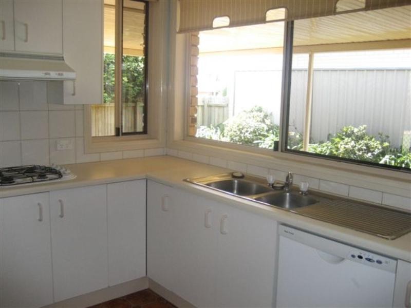 8 Hoad Court, Rangeville QLD 4350