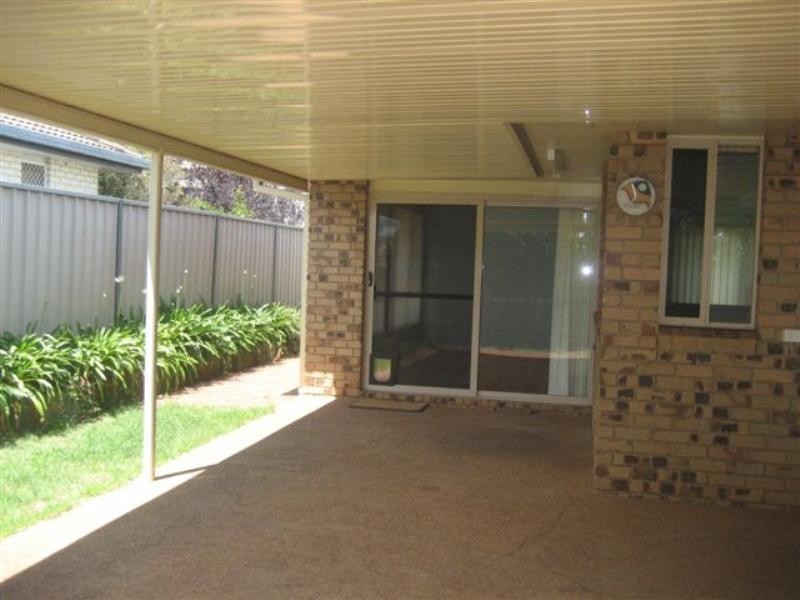 8 Hoad Court, Rangeville QLD 4350