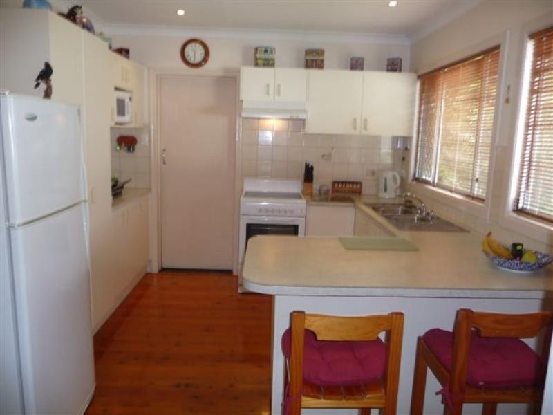 9 Leawarra Street, Wilsonton QLD 4350