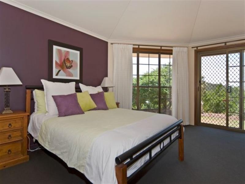 6 Spring Street, Middle Ridge QLD 4350