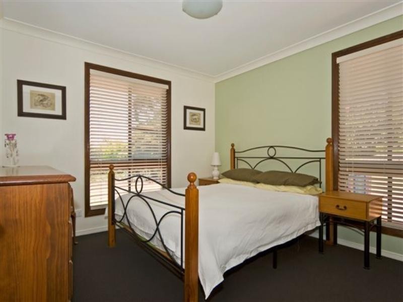 6 Spring Street, Middle Ridge QLD 4350