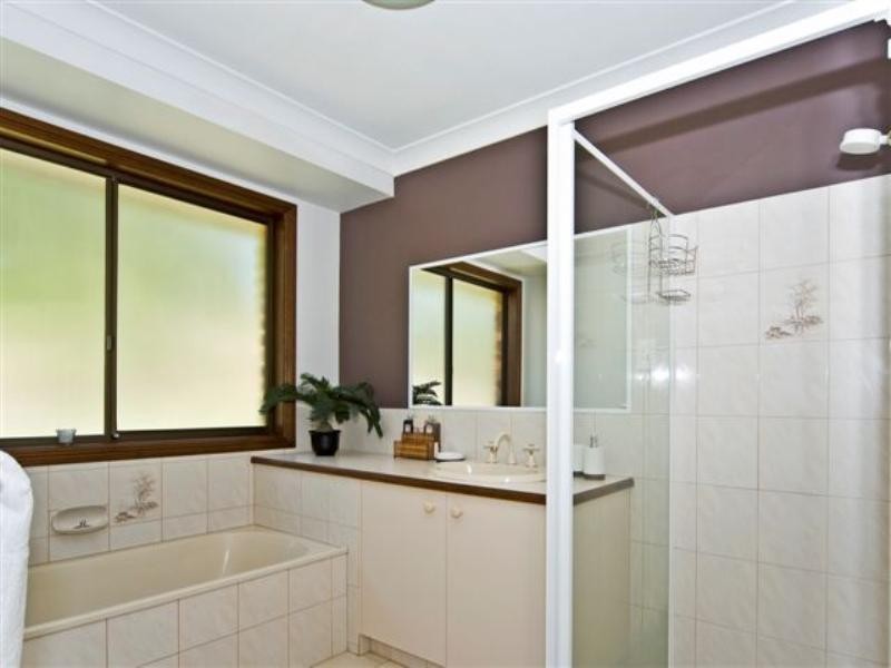 6 Spring Street, Middle Ridge QLD 4350