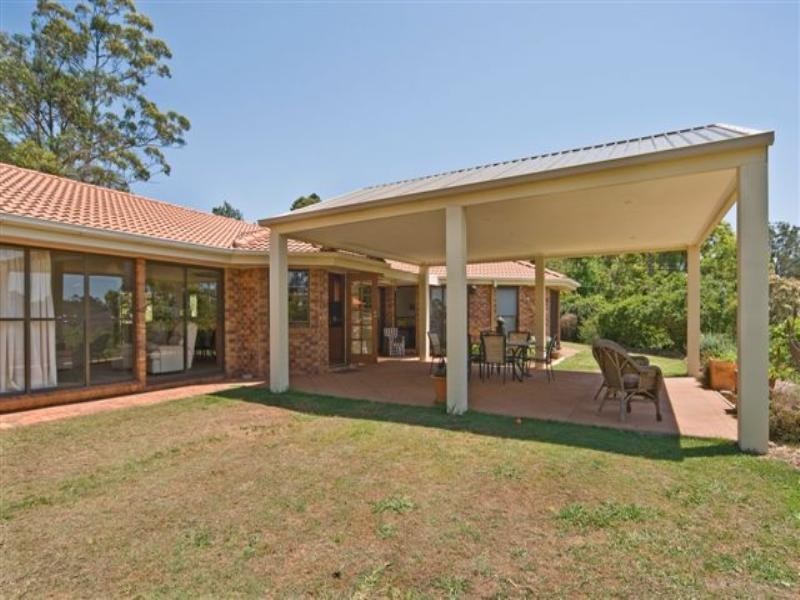 6 Spring Street, Middle Ridge QLD 4350