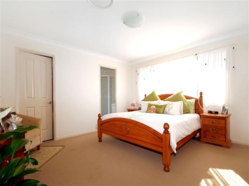 8 Ella Court, Cotswold Hills QLD 4350