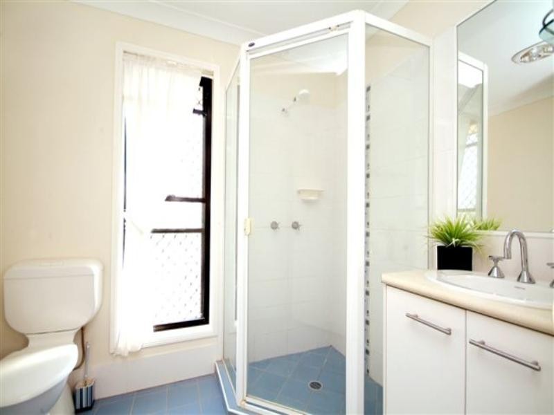 8 Ella Court, Cotswold Hills QLD 4350