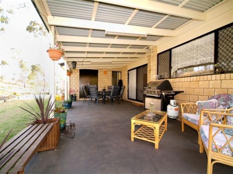 8 Ella Court, Cotswold Hills QLD 4350