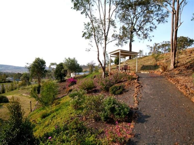 8 Ella Court, Cotswold Hills QLD 4350