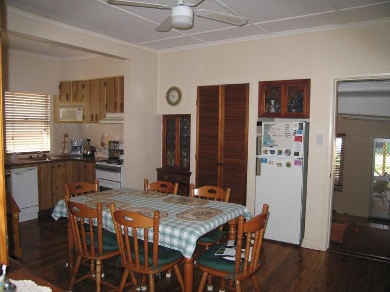 242 South Street, South Toowoomba QLD 4350