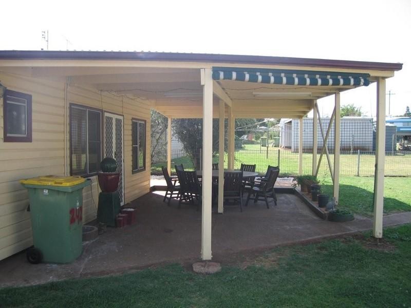 242 South Street, South Toowoomba QLD 4350