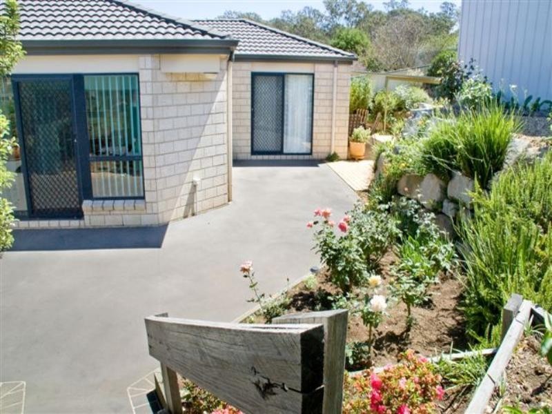 5 Saratoga Close, Wilsonton QLD 4350