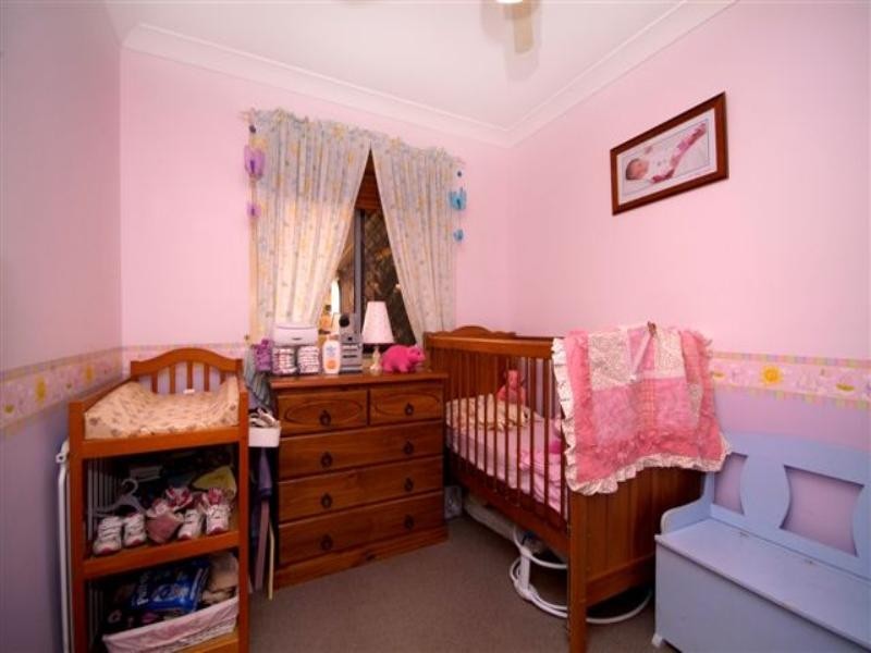 33 Redwood Street, Newtown QLD 4350