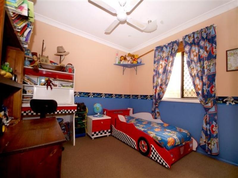 33 Redwood Street, Newtown QLD 4350