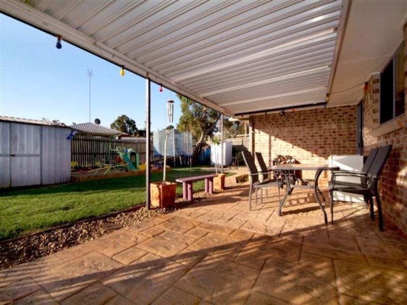 33 Redwood Street, Newtown QLD 4350