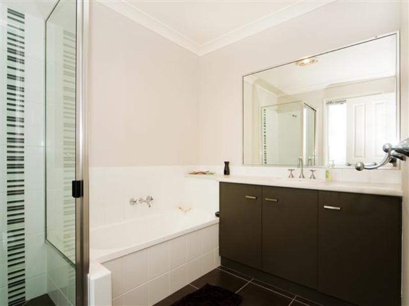 3/101 Stuart Street, North Toowoomba QLD 4350