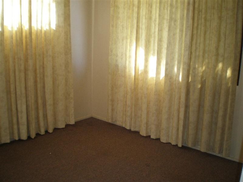 2/1 Greenbury Street, Rockville QLD 4350