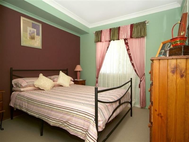 8 Lawmere Court, Kingsthorpe QLD 4400