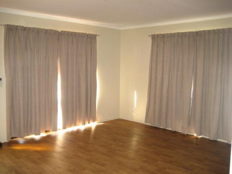 90 Hursley Road, Newtown QLD 4305