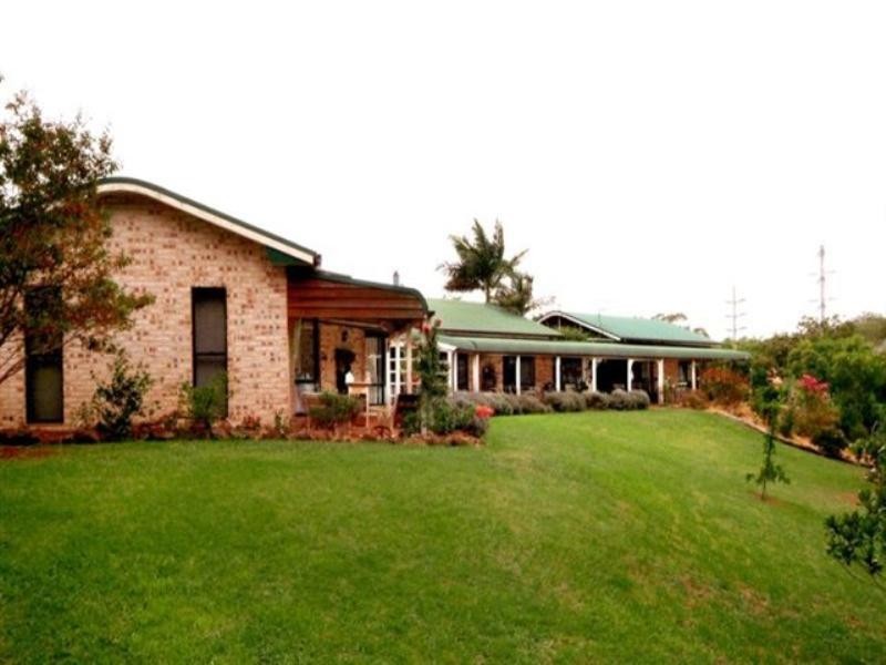 261 Kearney Street, Top Camp QLD 4350