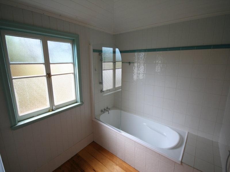 100 Jellicoe Street, North Toowoomba QLD 4350