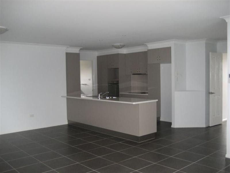 43 Whitman Street, Westbrook QLD 4350