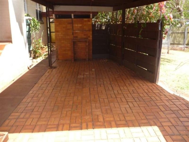 71 West Street, Newtown QLD 4350