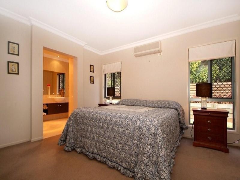 14 Howard Street, Middle Ridge QLD 4350