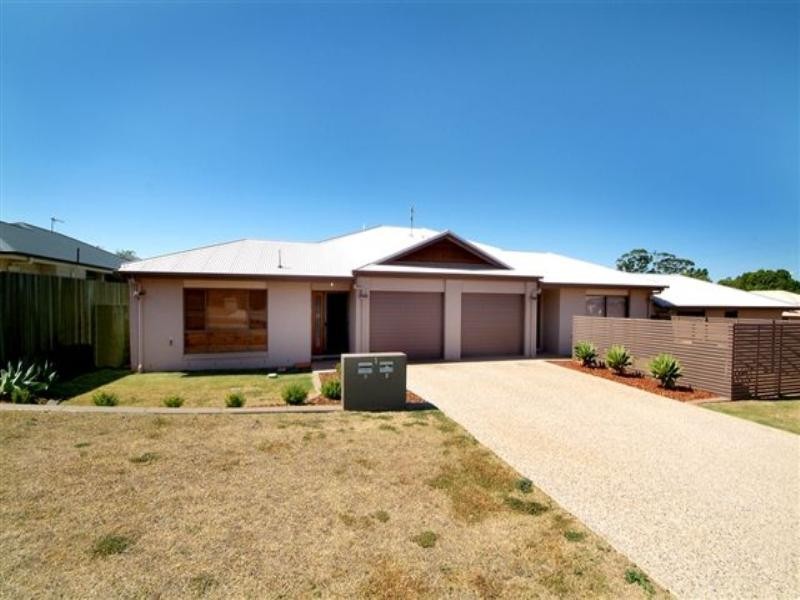 3/11 Sambar Court, Kearneys Spring QLD 4350