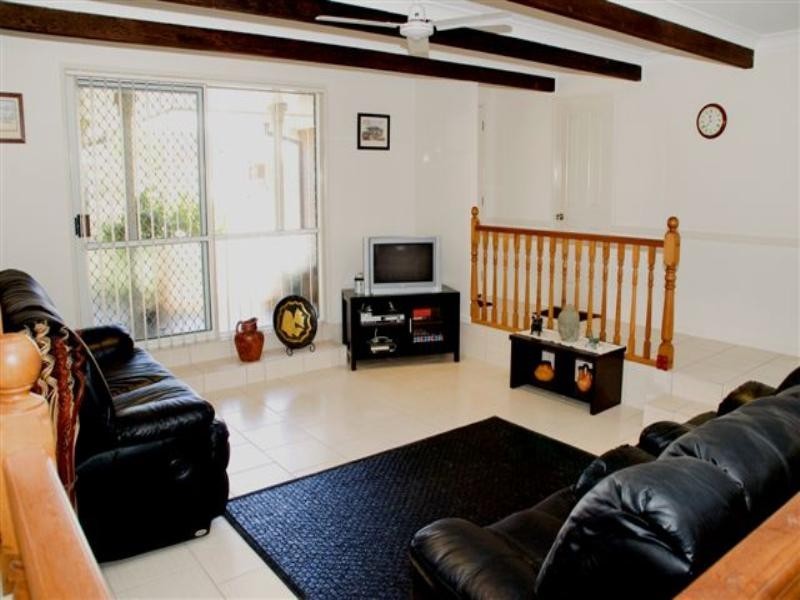 17 Knockator Crescent, Centenary Heights QLD 4350