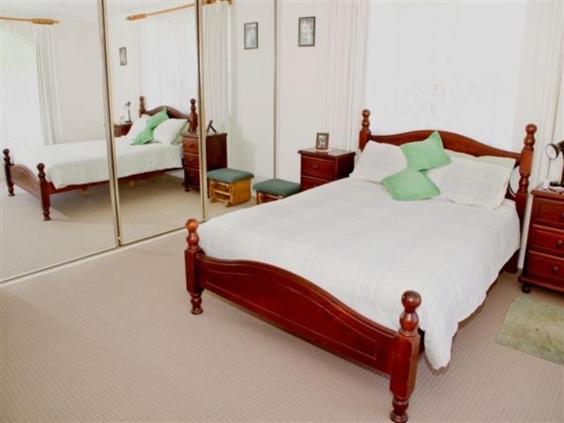 17 Knockator Crescent, Centenary Heights QLD 4350