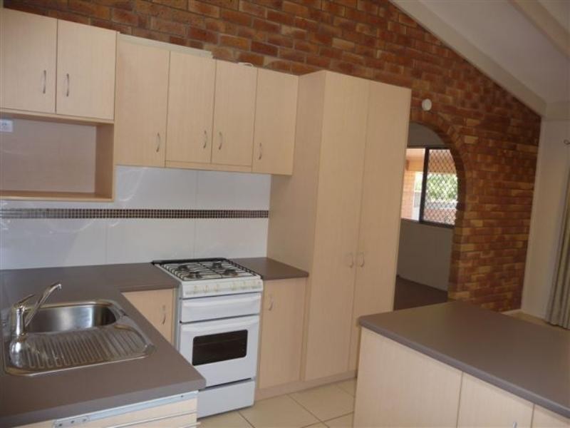 15 Truscott Street, Wilsonton QLD 4350