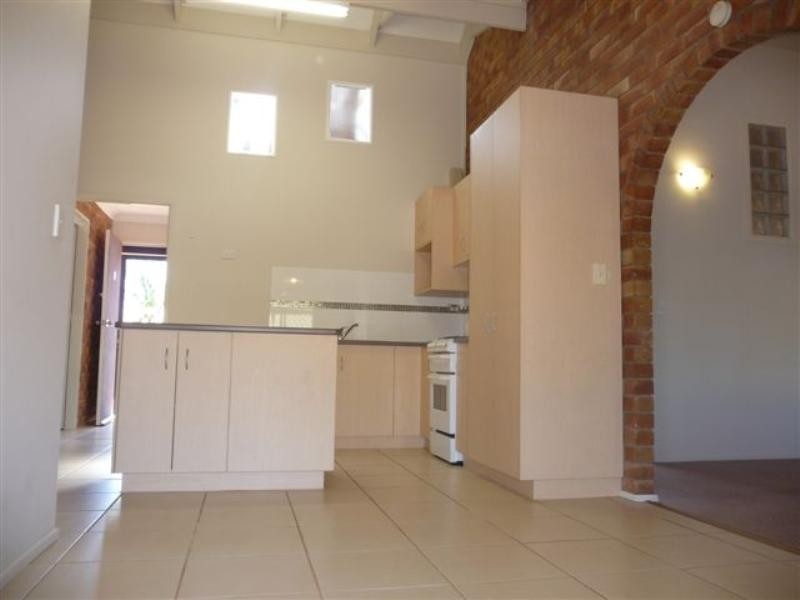 15 Truscott Street, Wilsonton QLD 4350