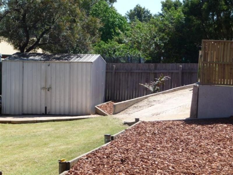 15 Truscott Street, Wilsonton QLD 4350