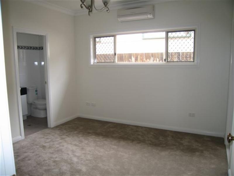 2/36 High Street, Rangeville QLD 4350