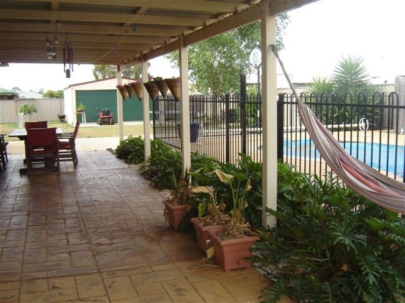 28 Joseph Street, Oakey QLD 4401