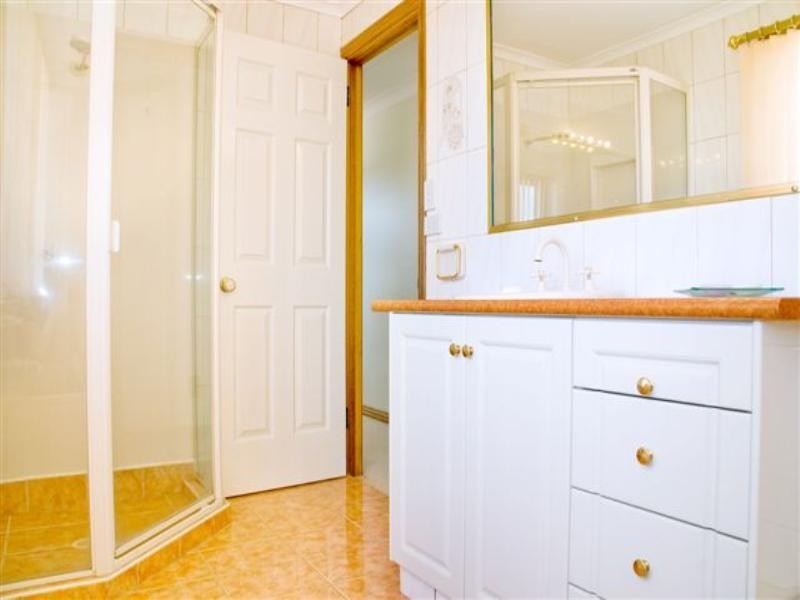 7 Birdland Drive, Glenvale QLD 4350