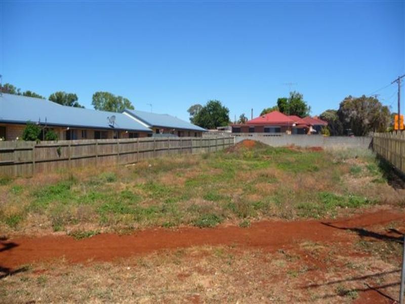 84 Weetwood Street, Newtown QLD 4350