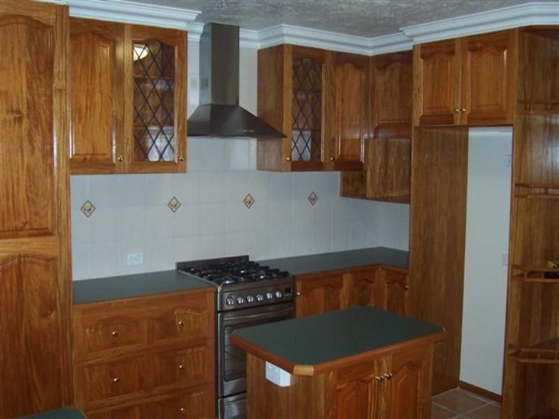 142 Spring Street, Kearneys Spring QLD 4350