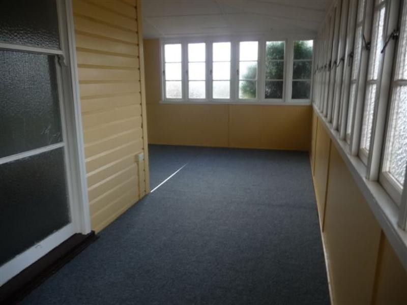 279 James Street, Newtown QLD 4350