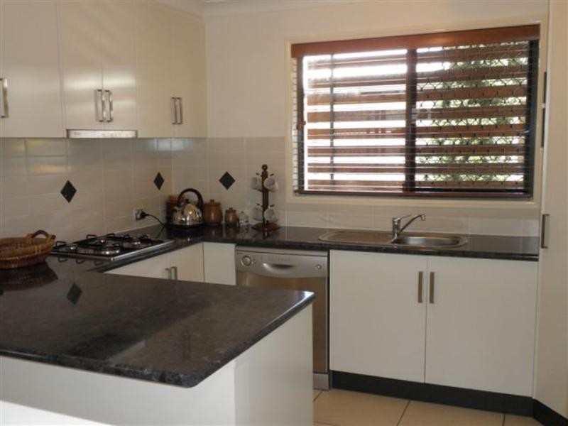 4/15 Goode Street, Newtown QLD 4350