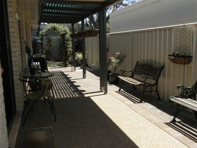 4/15 Goode Street, Newtown QLD 4350