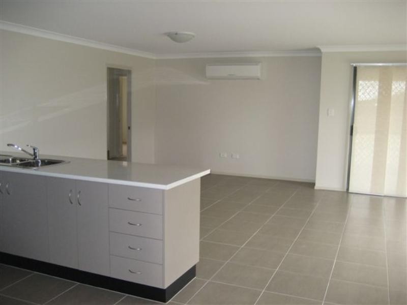 73 Whitman Street, Westbrook QLD 4350